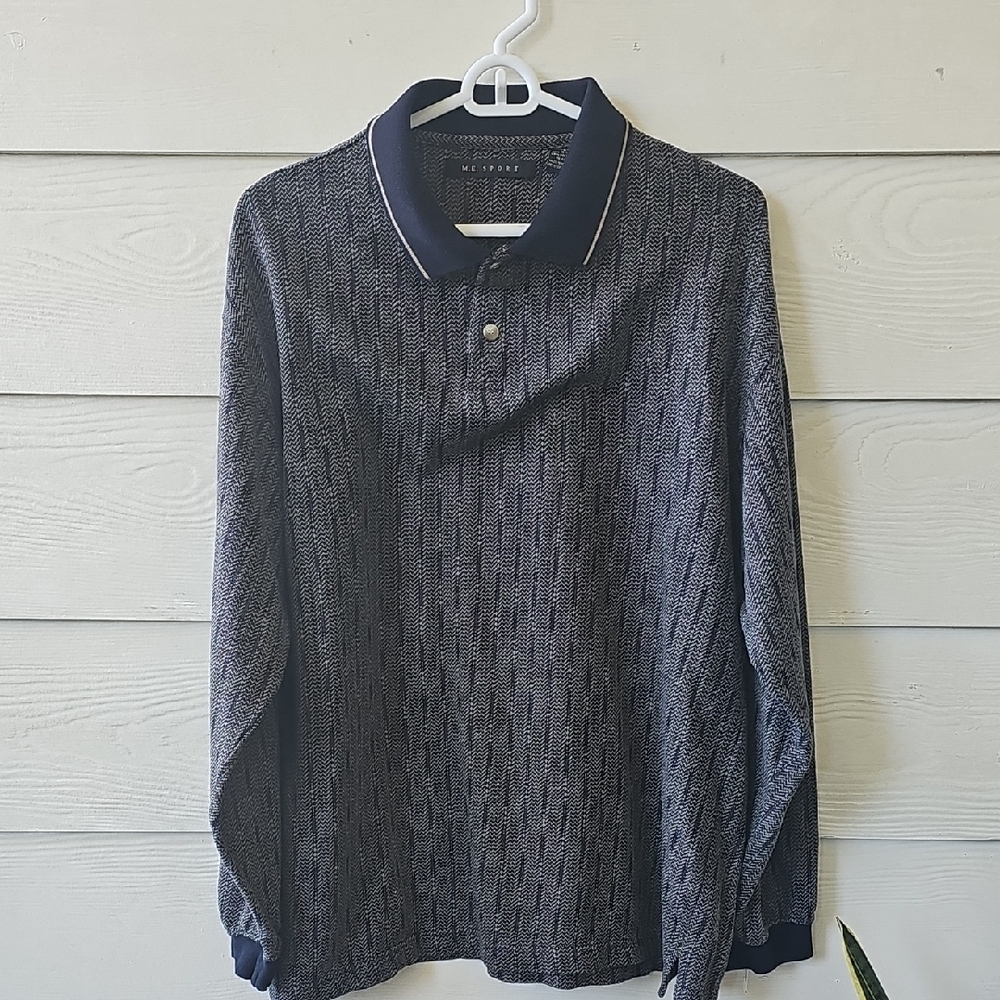 Long-Sleeve Textured Navy Polo Shirt with Contrast Collar. M.E.  SPORT